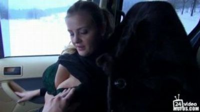 Русская женщина Alexa на большенном члене таксиста